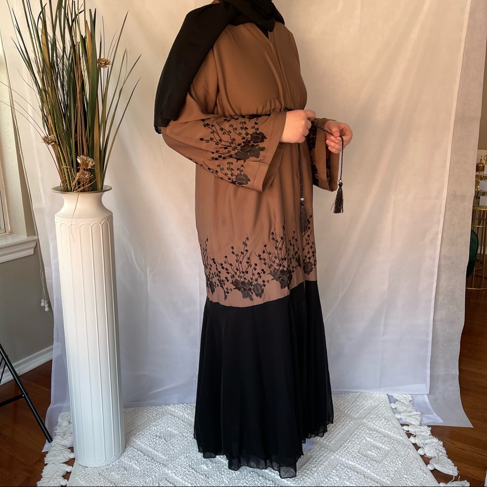 Abaya